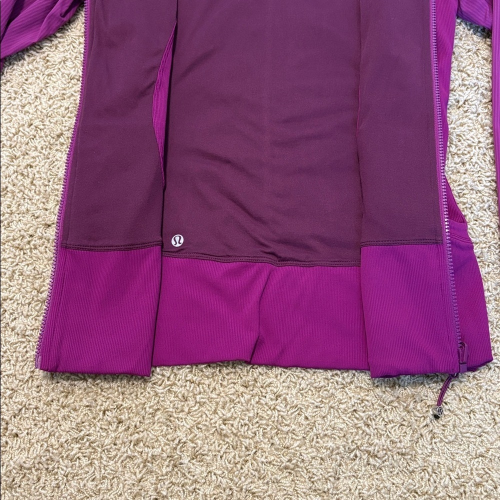 lululemon athletica | In Flux Hoodie/Jacket (Reversible) - Picture 9 of 13